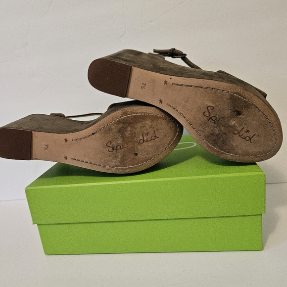 Splendid Sage/Army green suede platform wedge Sandals w/ankle strap.  Size 7.5 - Picture 9 of 15